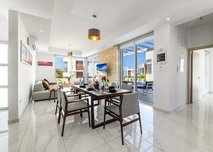 Mylos Lifestyle Seaview #37 *